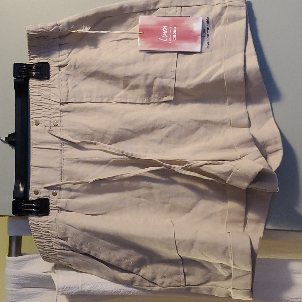 Linen shorts